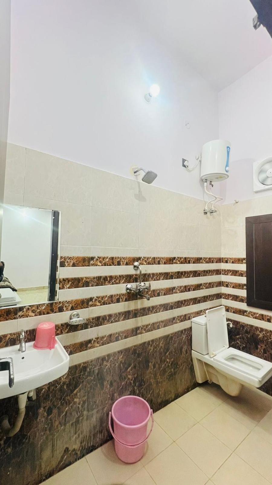 Hotel Rudra Residency Near Railway Station Mathura Dış mekan fotoğraf