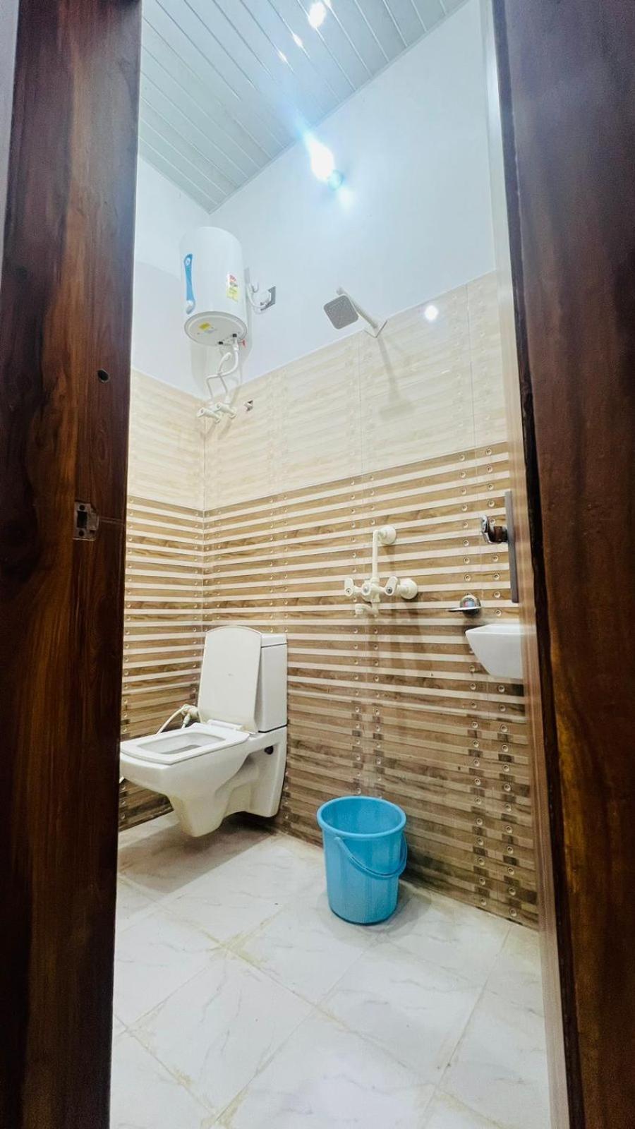 Hotel Rudra Residency Near Railway Station Mathura Dış mekan fotoğraf