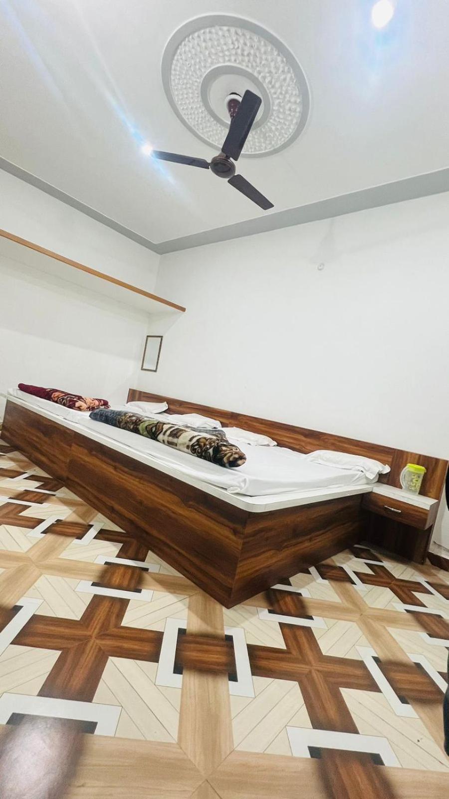 Hotel Rudra Residency Near Railway Station Mathura Dış mekan fotoğraf