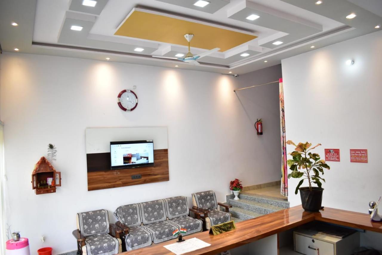 Hotel Rudra Residency Near Railway Station Mathura Dış mekan fotoğraf